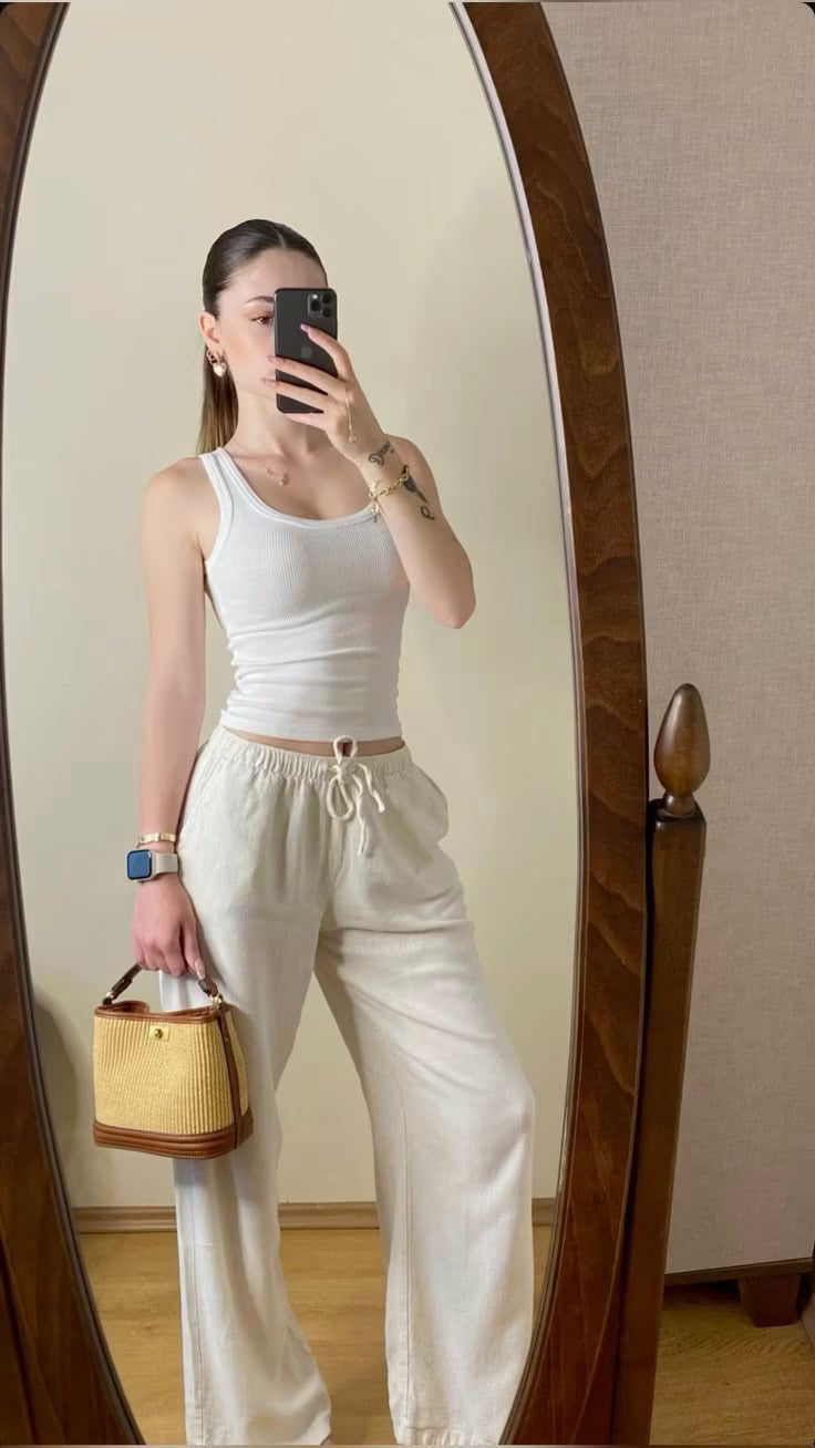 <em>Roxana Rojas</em>